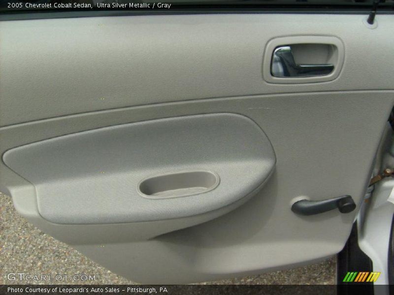 Ultra Silver Metallic / Gray 2005 Chevrolet Cobalt Sedan