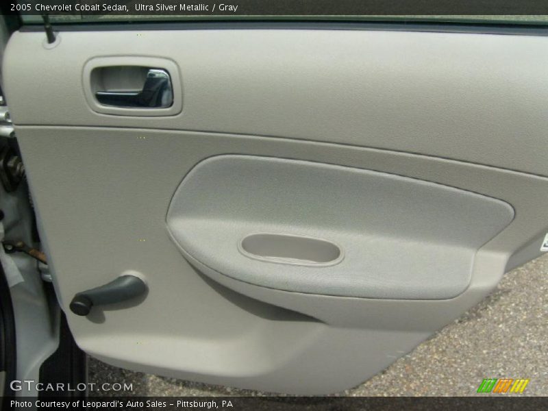 Ultra Silver Metallic / Gray 2005 Chevrolet Cobalt Sedan