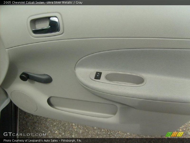 Ultra Silver Metallic / Gray 2005 Chevrolet Cobalt Sedan