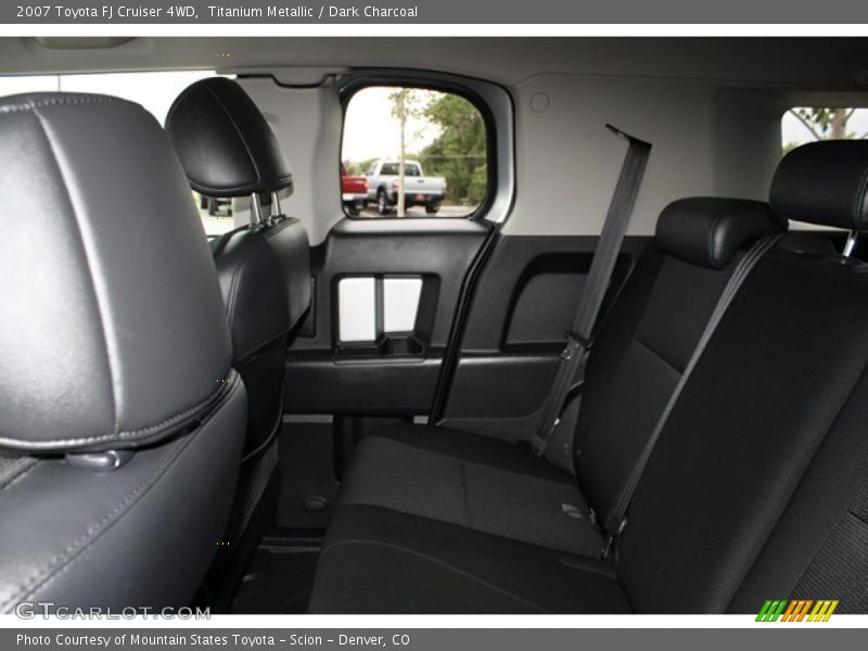 Titanium Metallic / Dark Charcoal 2007 Toyota FJ Cruiser 4WD