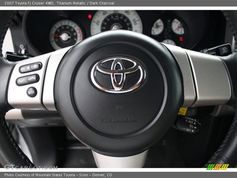 Titanium Metallic / Dark Charcoal 2007 Toyota FJ Cruiser 4WD
