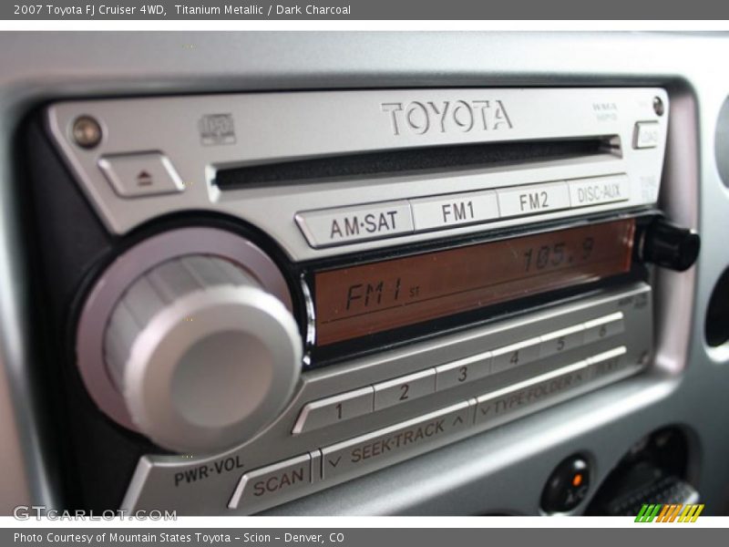 Titanium Metallic / Dark Charcoal 2007 Toyota FJ Cruiser 4WD
