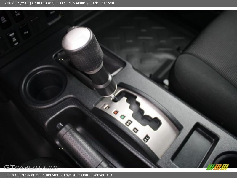 Titanium Metallic / Dark Charcoal 2007 Toyota FJ Cruiser 4WD
