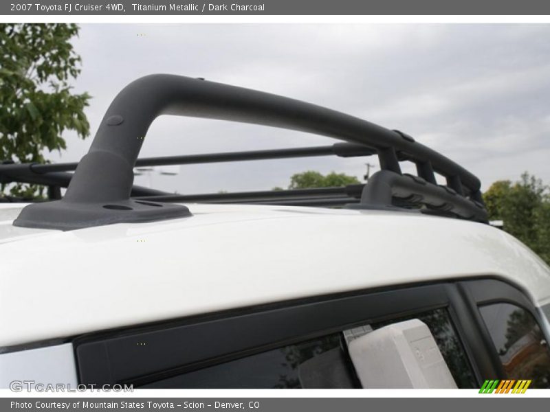 Titanium Metallic / Dark Charcoal 2007 Toyota FJ Cruiser 4WD