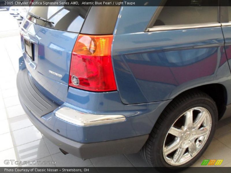 Atlantic Blue Pearl / Light Taupe 2005 Chrysler Pacifica Signature Series AWD