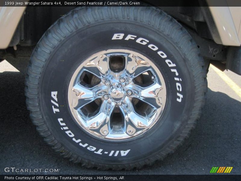 Desert Sand Pearlcoat / Camel/Dark Green 1999 Jeep Wrangler Sahara 4x4