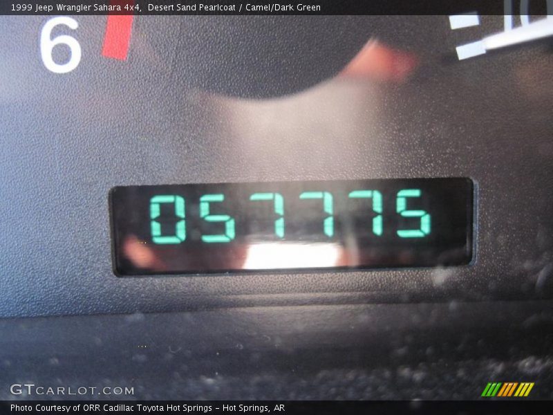 Desert Sand Pearlcoat / Camel/Dark Green 1999 Jeep Wrangler Sahara 4x4