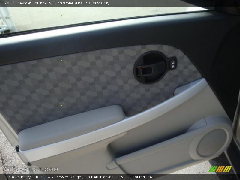 Silverstone Metallic / Dark Gray 2007 Chevrolet Equinox LS