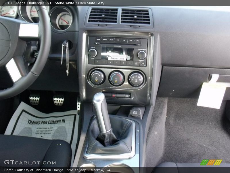 Stone White / Dark Slate Gray 2010 Dodge Challenger R/T
