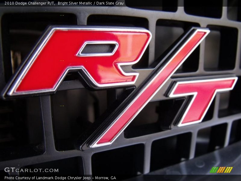 Bright Silver Metallic / Dark Slate Gray 2010 Dodge Challenger R/T