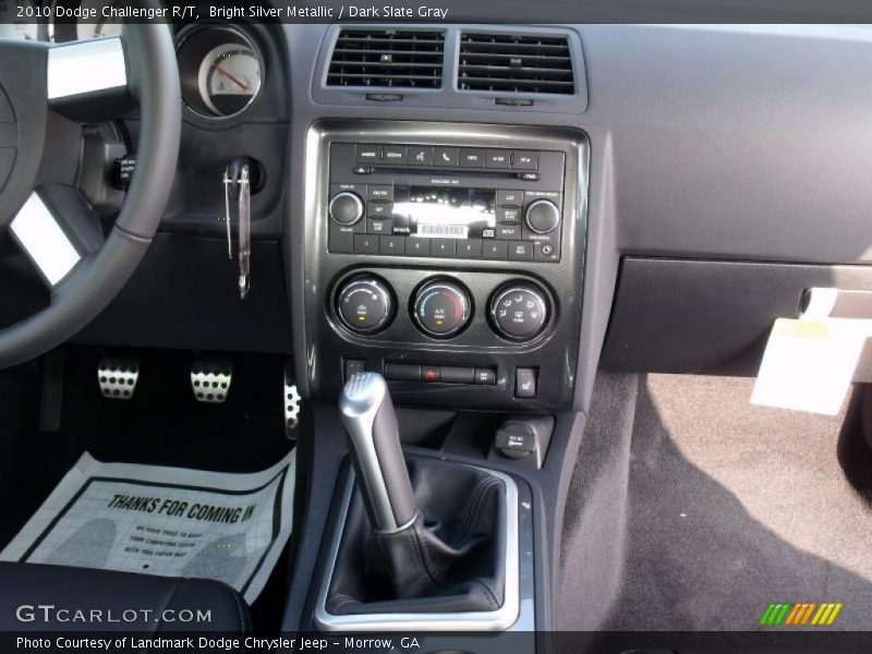 Bright Silver Metallic / Dark Slate Gray 2010 Dodge Challenger R/T
