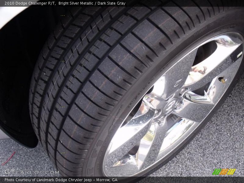 Bright Silver Metallic / Dark Slate Gray 2010 Dodge Challenger R/T