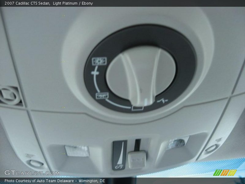 Light Platinum / Ebony 2007 Cadillac CTS Sedan