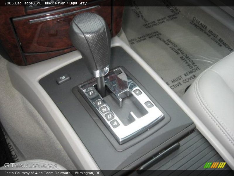 Black Raven / Light Gray 2006 Cadillac SRX V6