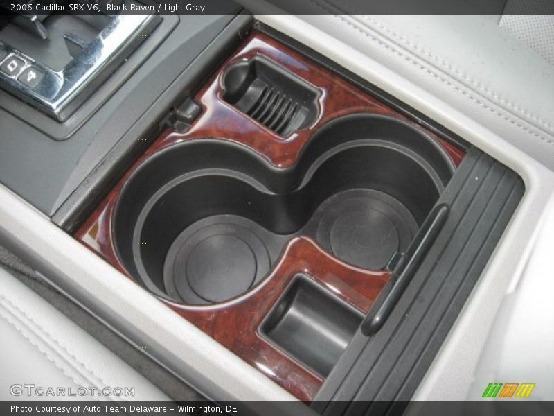 Black Raven / Light Gray 2006 Cadillac SRX V6