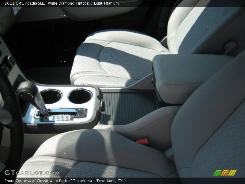 White Diamond Tintcoat / Light Titanium 2011 GMC Acadia SLE
