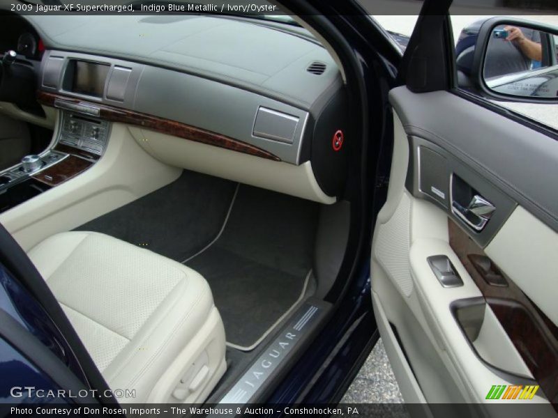 Indigo Blue Metallic / Ivory/Oyster 2009 Jaguar XF Supercharged