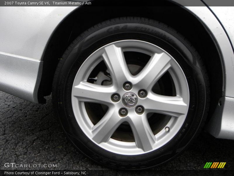 Titanium Metallic / Ash 2007 Toyota Camry SE V6