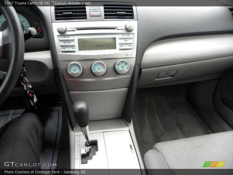 Titanium Metallic / Ash 2007 Toyota Camry SE V6