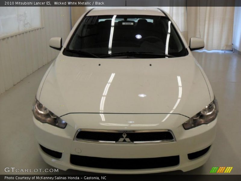 Wicked White Metallic / Black 2010 Mitsubishi Lancer ES