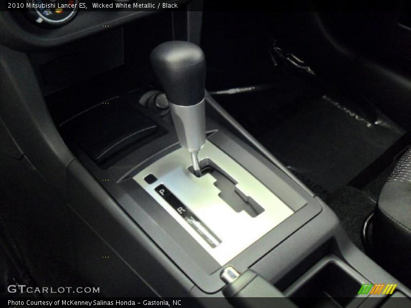 Wicked White Metallic / Black 2010 Mitsubishi Lancer ES