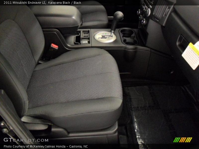 Kalapana Black / Black 2011 Mitsubishi Endeavor LS