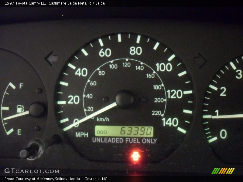 Cashmere Beige Metallic / Beige 1997 Toyota Camry LE