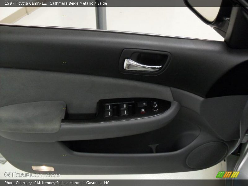 Cashmere Beige Metallic / Beige 1997 Toyota Camry LE