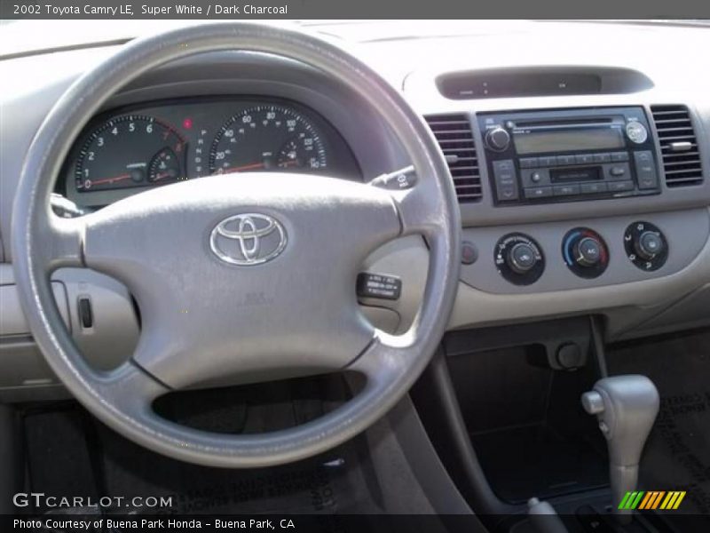 Super White / Dark Charcoal 2002 Toyota Camry LE