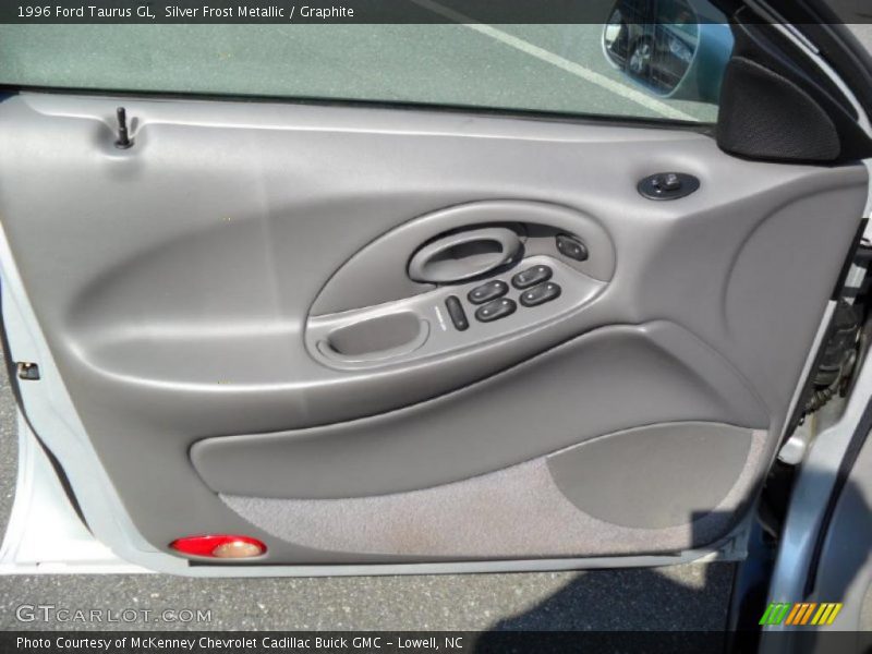 Silver Frost Metallic / Graphite 1996 Ford Taurus GL