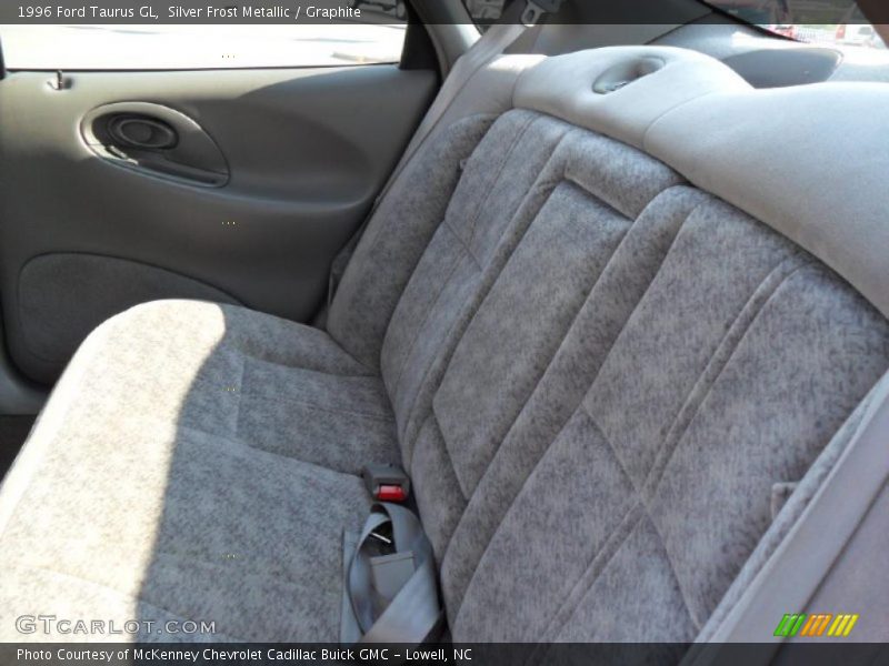 Silver Frost Metallic / Graphite 1996 Ford Taurus GL