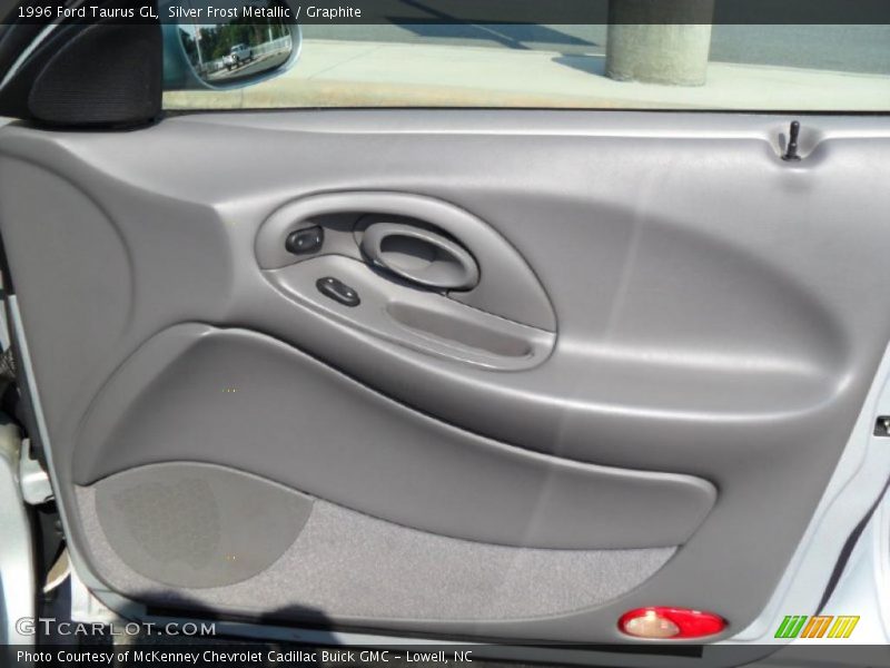 Silver Frost Metallic / Graphite 1996 Ford Taurus GL