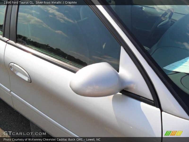 Silver Frost Metallic / Graphite 1996 Ford Taurus GL