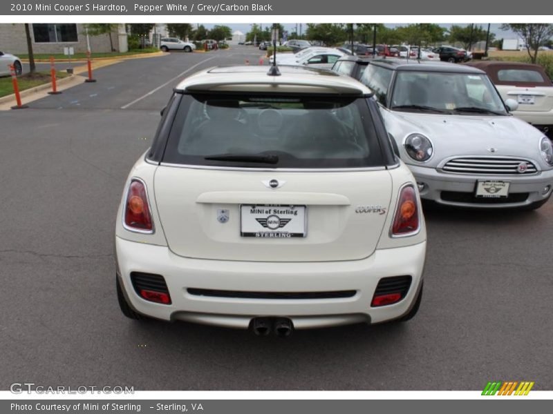 Pepper White / Grey/Carbon Black 2010 Mini Cooper S Hardtop