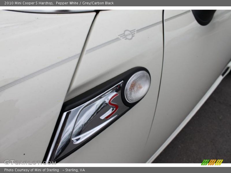 Pepper White / Grey/Carbon Black 2010 Mini Cooper S Hardtop