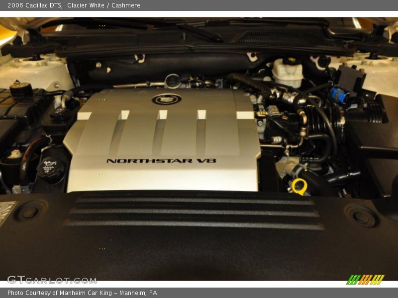 Glacier White / Cashmere 2006 Cadillac DTS