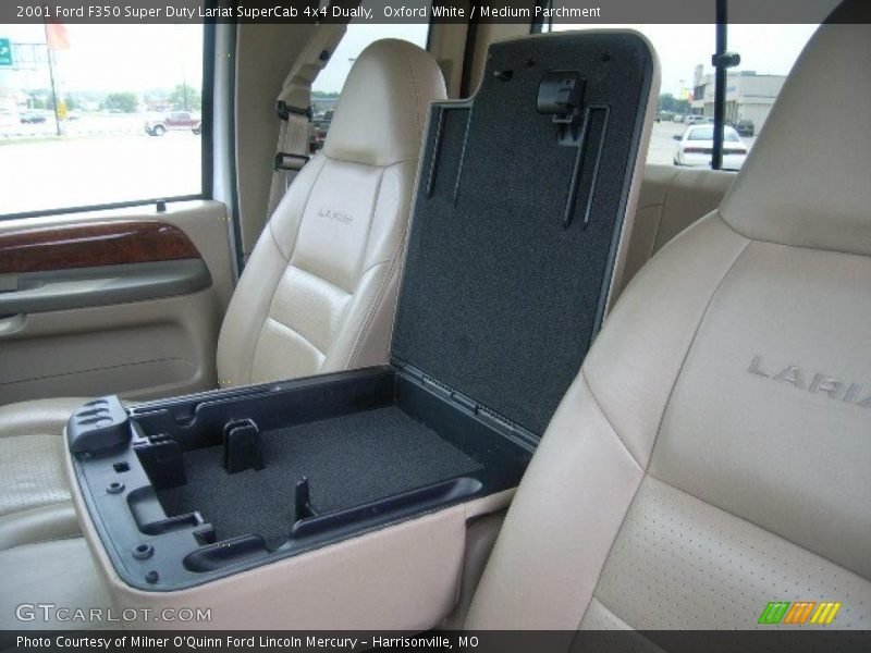 Oxford White / Medium Parchment 2001 Ford F350 Super Duty Lariat SuperCab 4x4 Dually