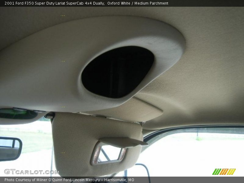Oxford White / Medium Parchment 2001 Ford F350 Super Duty Lariat SuperCab 4x4 Dually