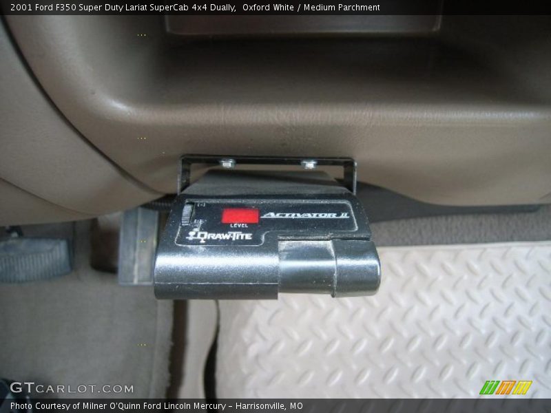 Oxford White / Medium Parchment 2001 Ford F350 Super Duty Lariat SuperCab 4x4 Dually