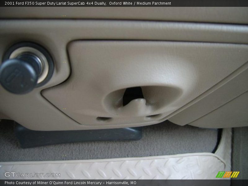 Oxford White / Medium Parchment 2001 Ford F350 Super Duty Lariat SuperCab 4x4 Dually