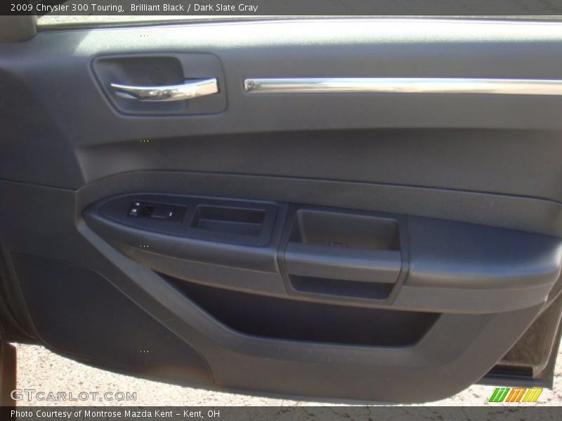 Brilliant Black / Dark Slate Gray 2009 Chrysler 300 Touring