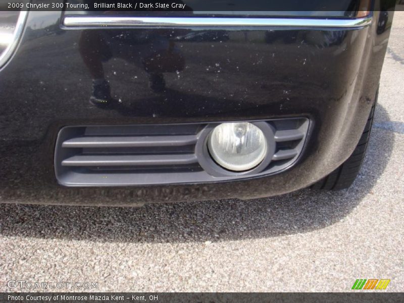 Brilliant Black / Dark Slate Gray 2009 Chrysler 300 Touring