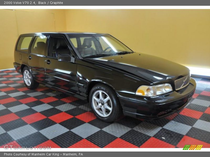 Black / Graphite 2000 Volvo V70 2.4