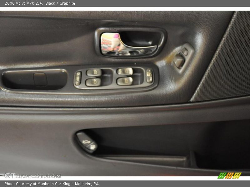 Black / Graphite 2000 Volvo V70 2.4