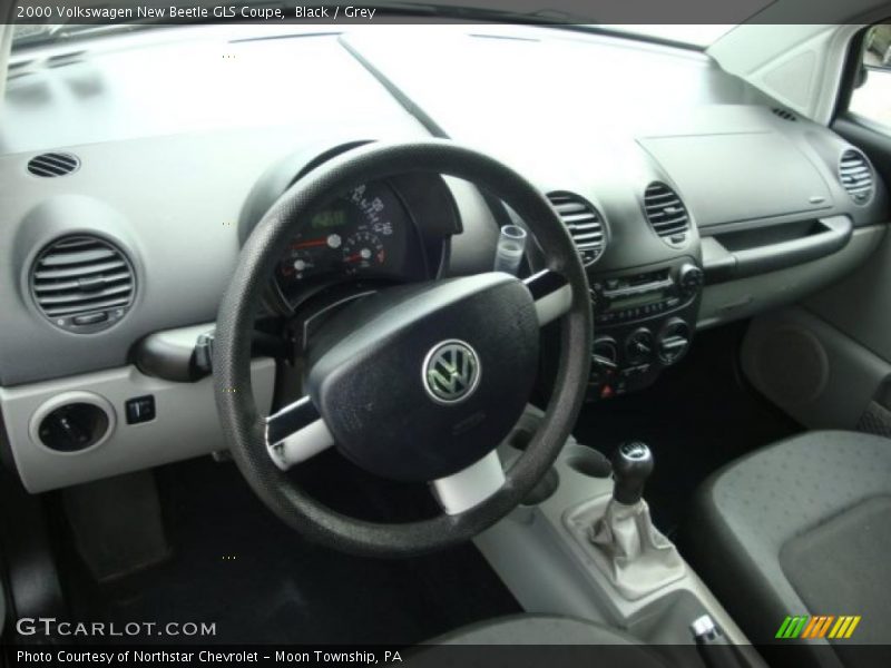 Black / Grey 2000 Volkswagen New Beetle GLS Coupe