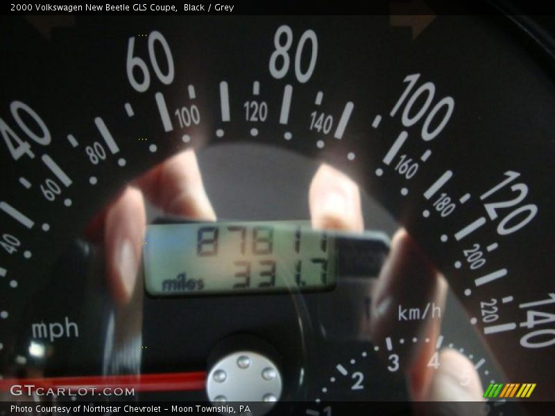 Black / Grey 2000 Volkswagen New Beetle GLS Coupe