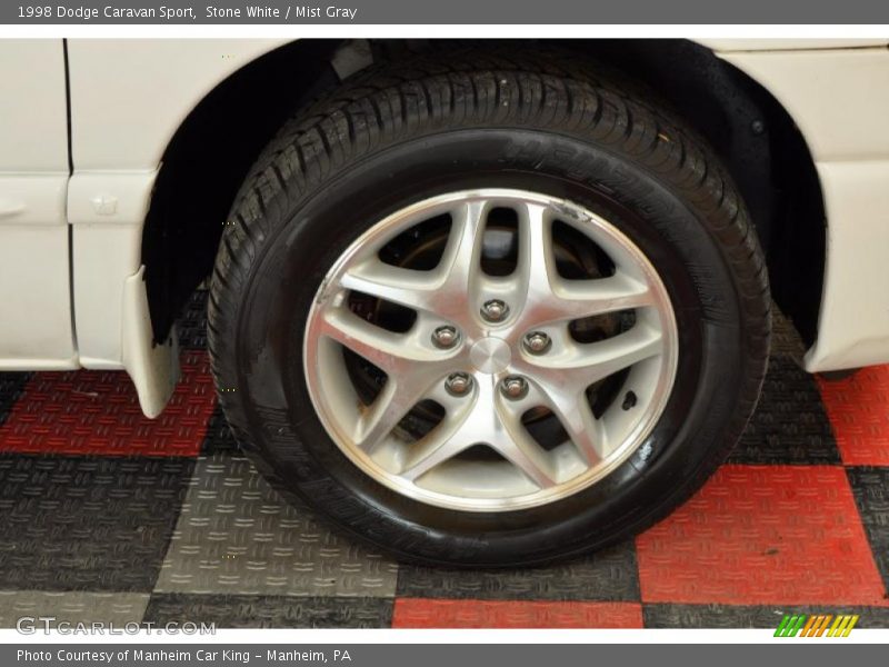 Stone White / Mist Gray 1998 Dodge Caravan Sport