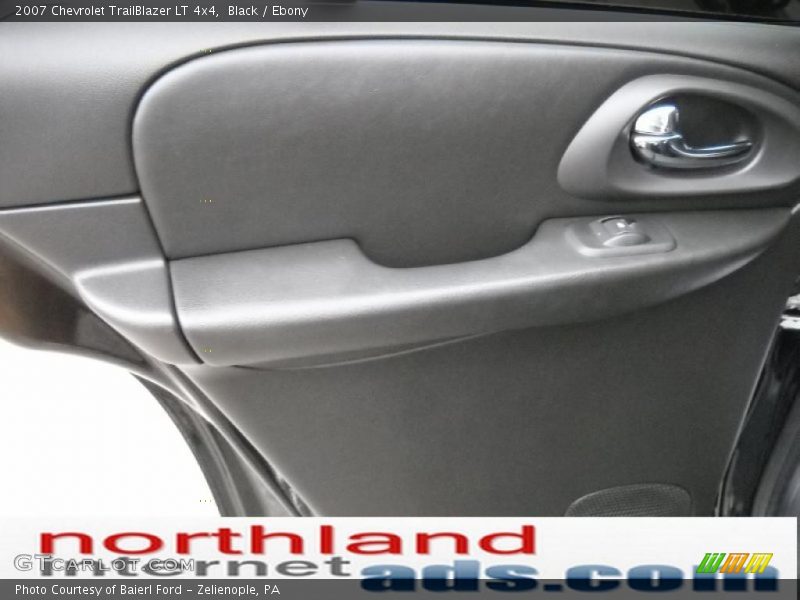 Black / Ebony 2007 Chevrolet TrailBlazer LT 4x4