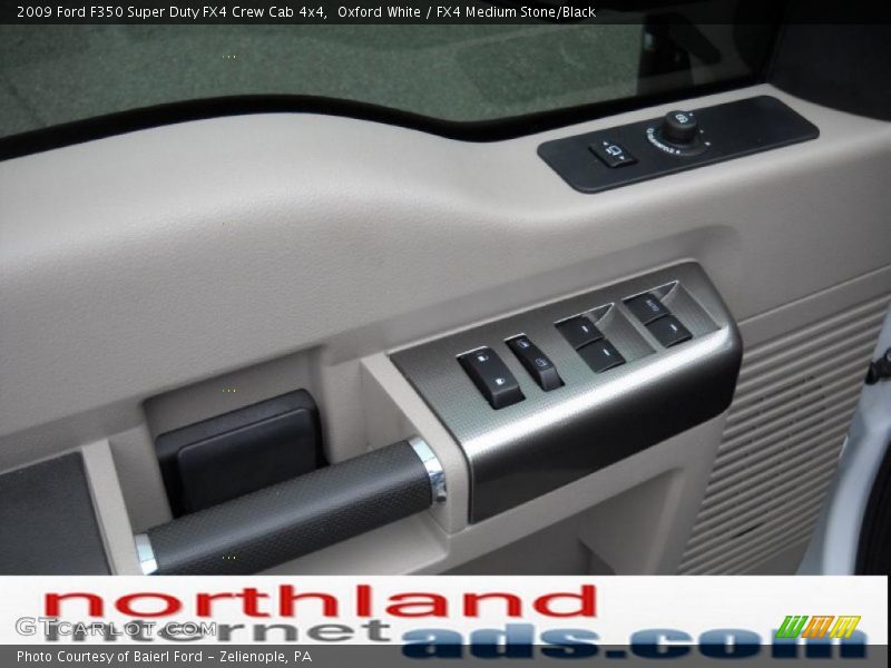 Oxford White / FX4 Medium Stone/Black 2009 Ford F350 Super Duty FX4 Crew Cab 4x4
