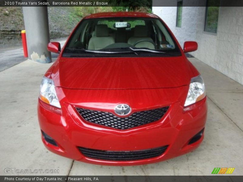 Barcelona Red Metallic / Bisque 2010 Toyota Yaris Sedan